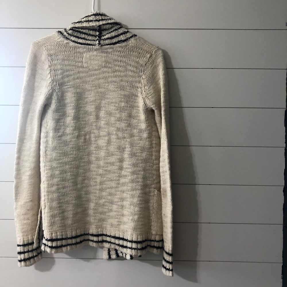 cardigan - Picture 2 of 3
